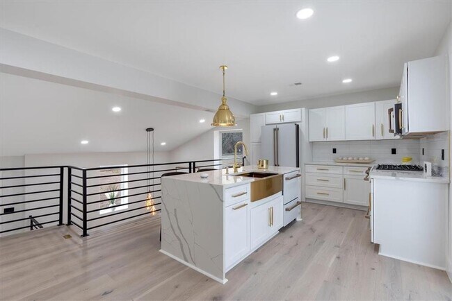 Building Photo - 5070 Alabama Rd