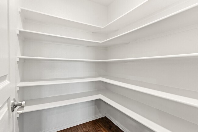 Building Photo - 1909 Cobalt Bayou Ln