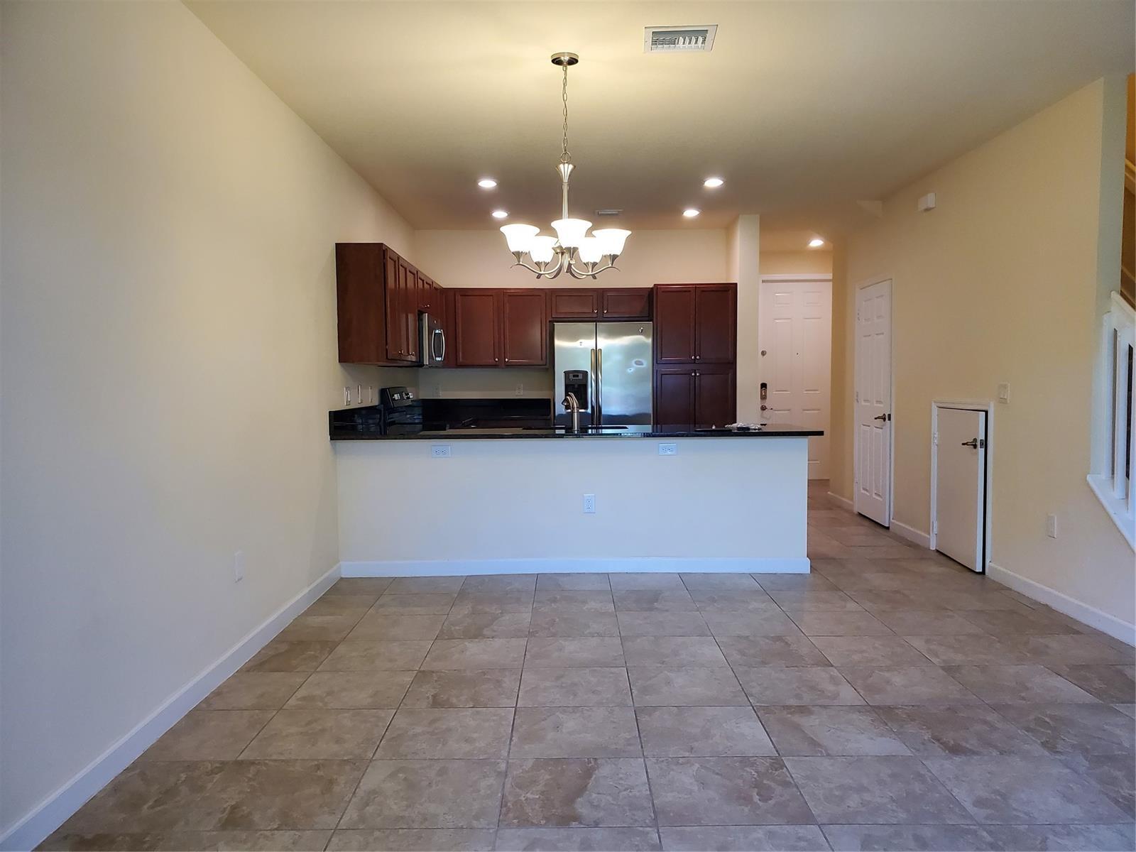 Building Photo - 5886 NW 56th Pl