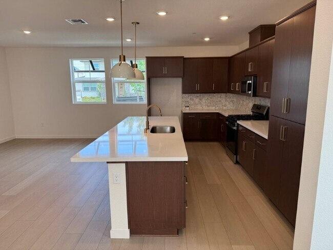 Building Photo - Brand New Desirable One Lake Subdivision -...