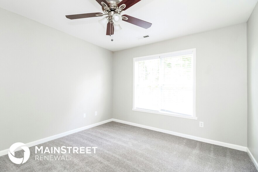 Building Photo - 339 Walden Ridge Ct