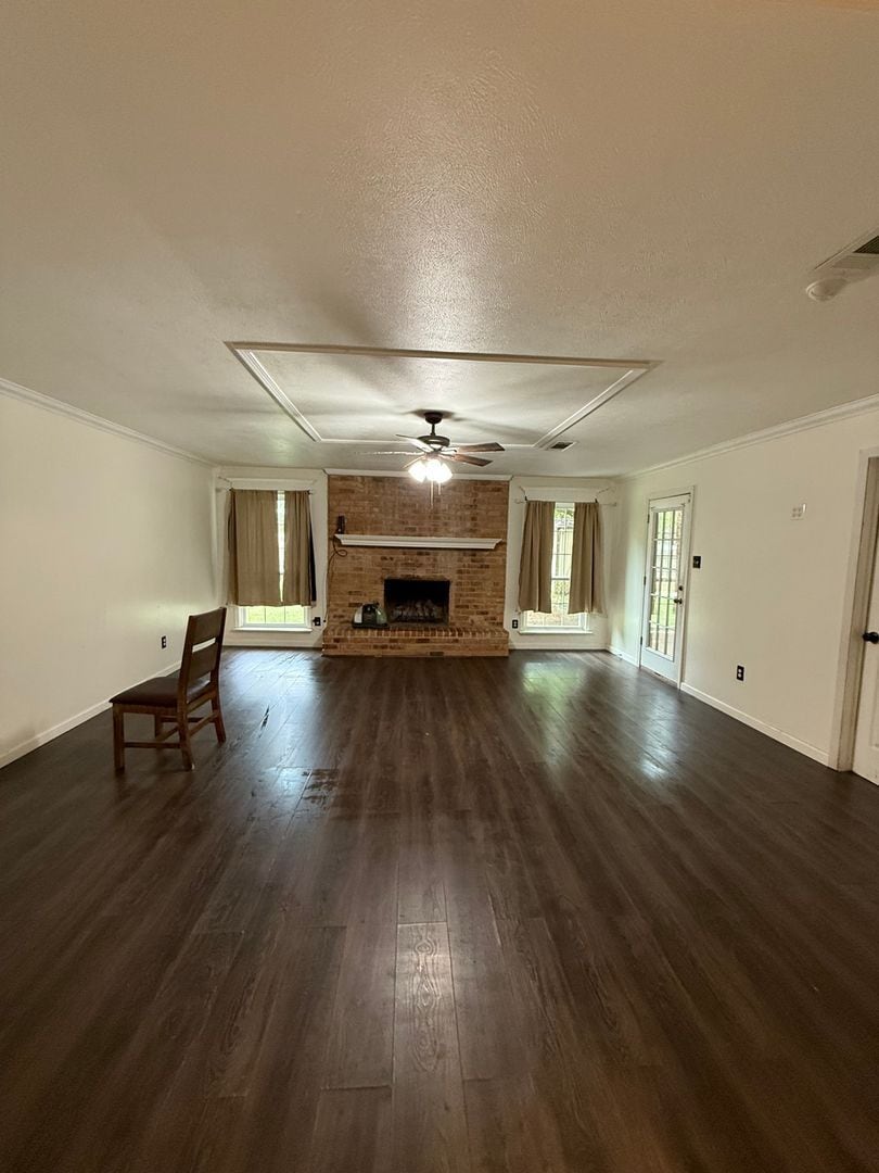 Building Photo - 3301 Thunderbird Ln