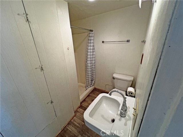Building Photo - 969 Fern Dr