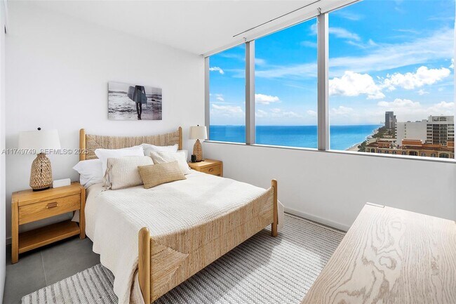 Building Photo - 2000 S Ocean Dr