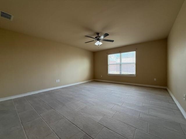 Building Photo - 303 Ladera Dr