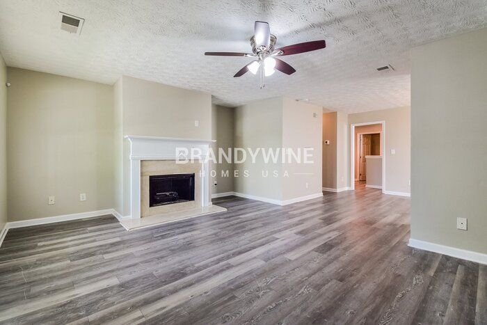 Building Photo - 6106 Ruth St SW