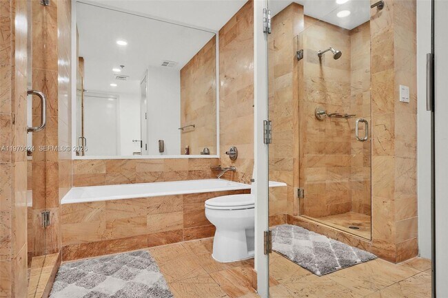 Building Photo - 1395 Brickell Ave