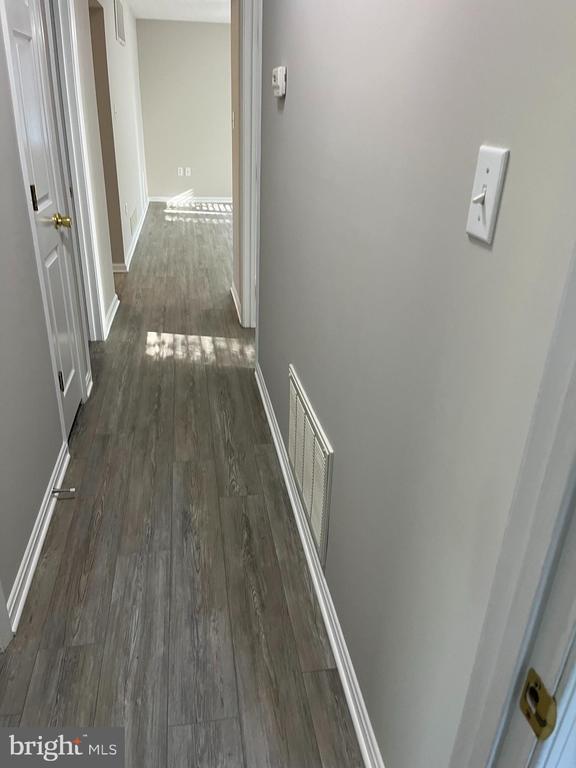 Building Photo - 162 S Marshall St