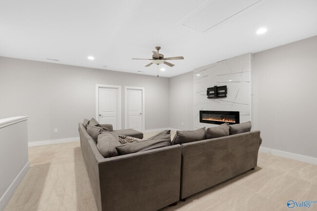 Building Photo - 190 Kearny St