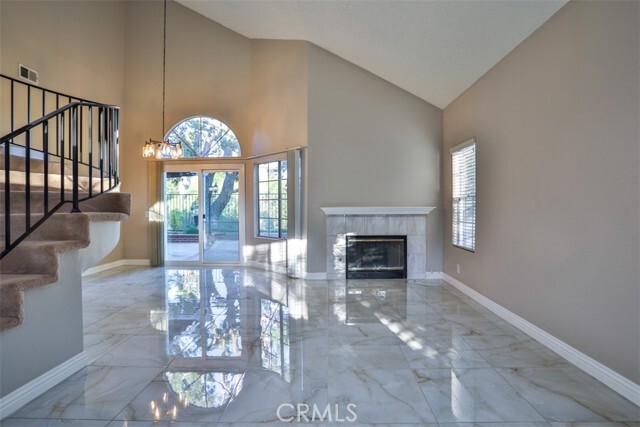 Building Photo - 176 Cll Renata