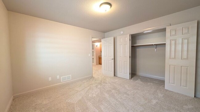 Building Photo - 2795 Stonewall Heights