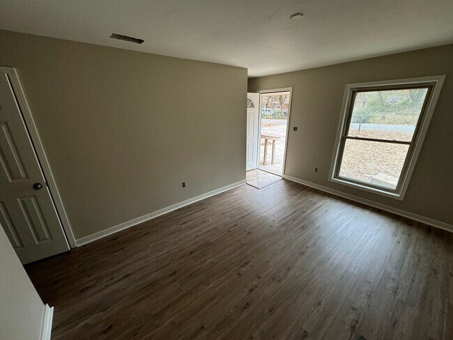 Building Photo - **Available Now...Never Have to Move Again! Don’t Miss Out…This Home Will Go Fast!**