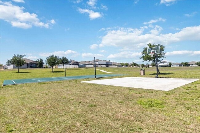 Building Photo - 9004 Tuscan Cypress St
