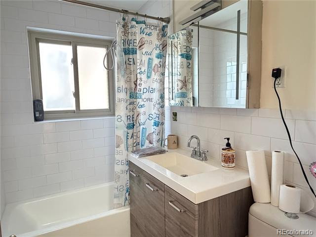 Building Photo - 2670 S Josephine St