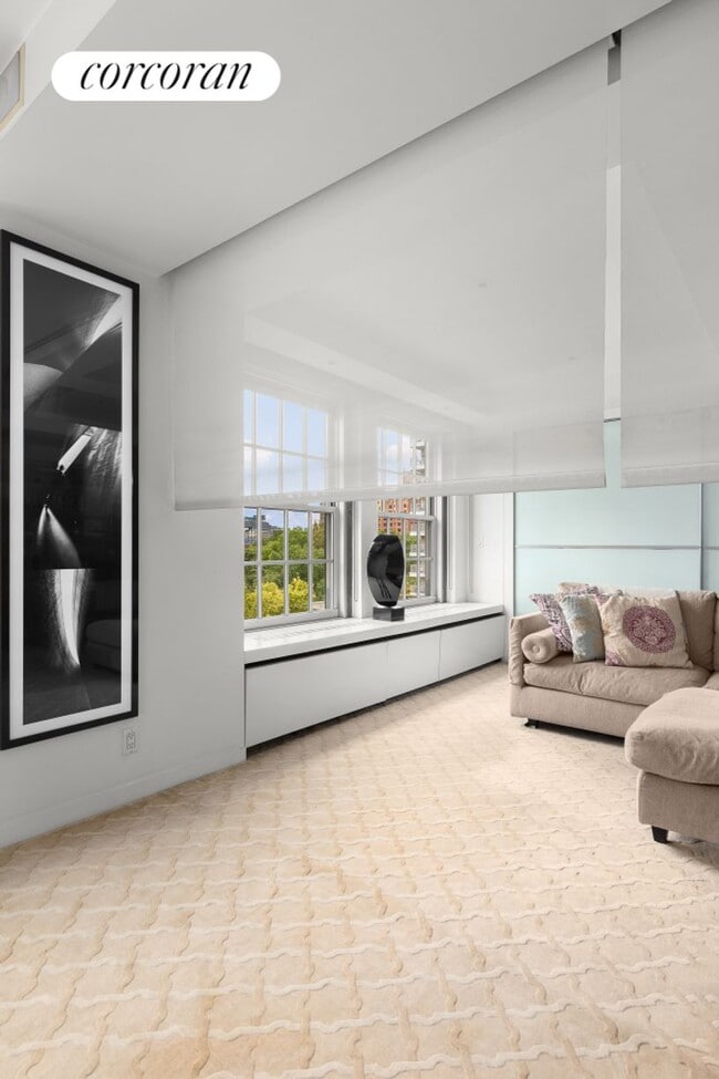 Building Photo - 1 5th Ave