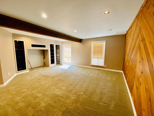 Building Photo - {13042} Contemporary in Lenexa + Fenced Ya...