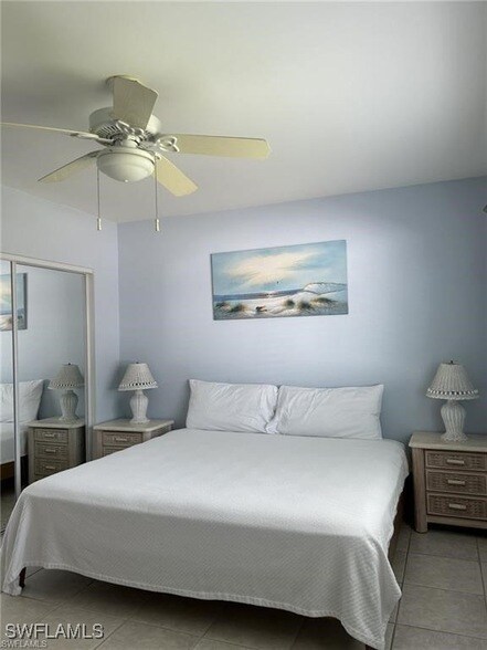 Building Photo - 190 N Collier Blvd