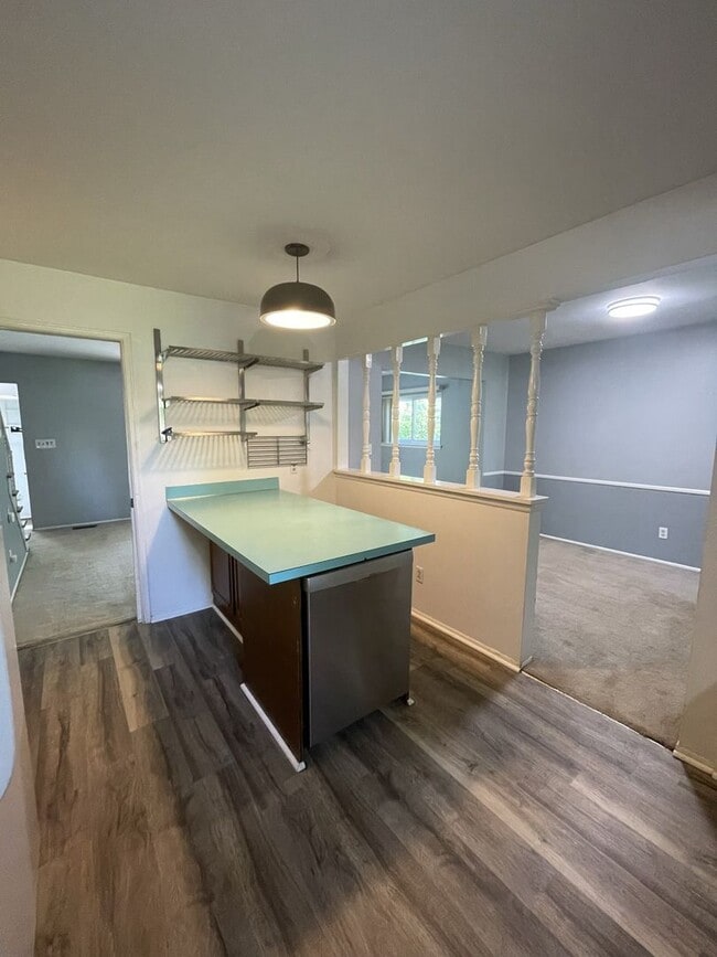 Building Photo - Spacious Four Bedroom Home Available Summer of 2026!