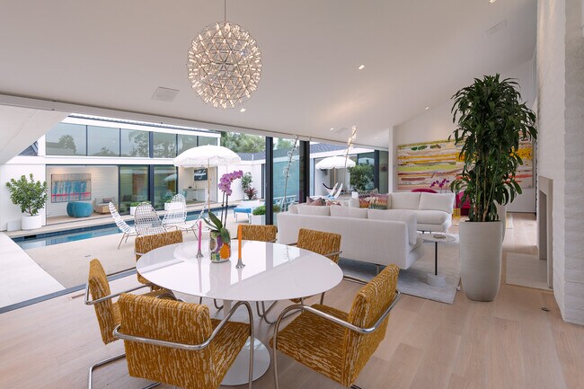 Building Photo - 1988 Inverness Ln