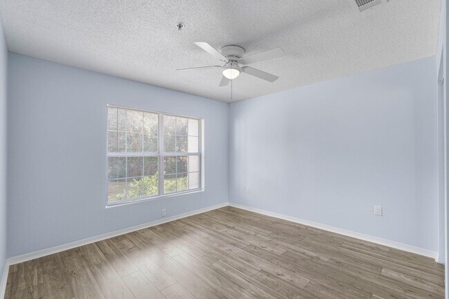 Building Photo - 4274 Calinda Ln