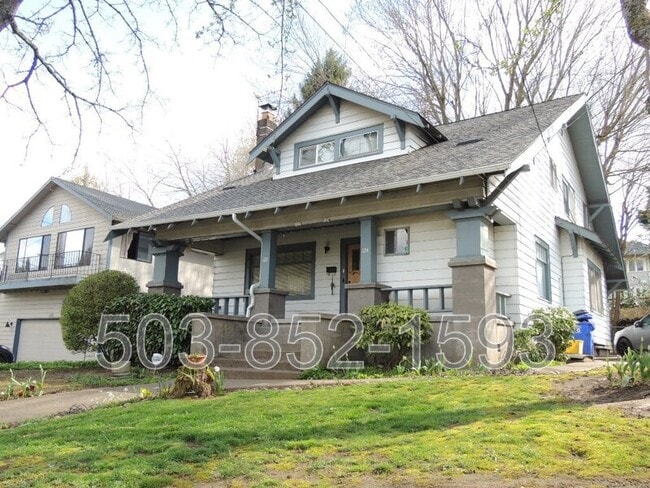 Building Photo - 122 SE 60th Ave