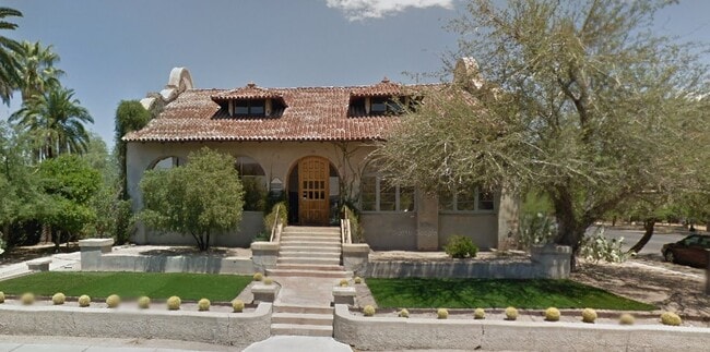 Building Photo - 145 E University Blvd