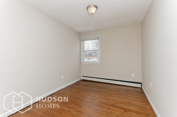 Building Photo - Multiple Applications received - 280 3rd A...