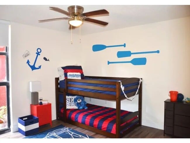 Building Photo - 19221 NE 10th Ave