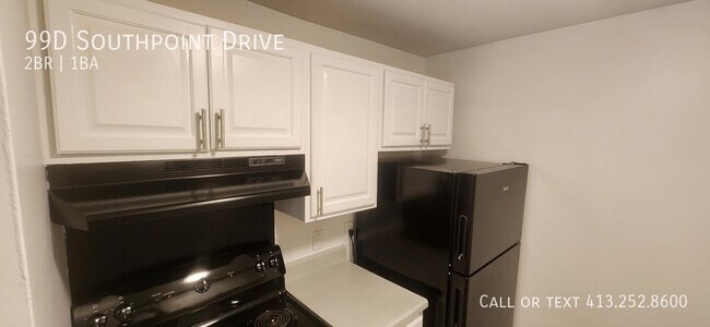 Building Photo - 99D Southpoint Drive-