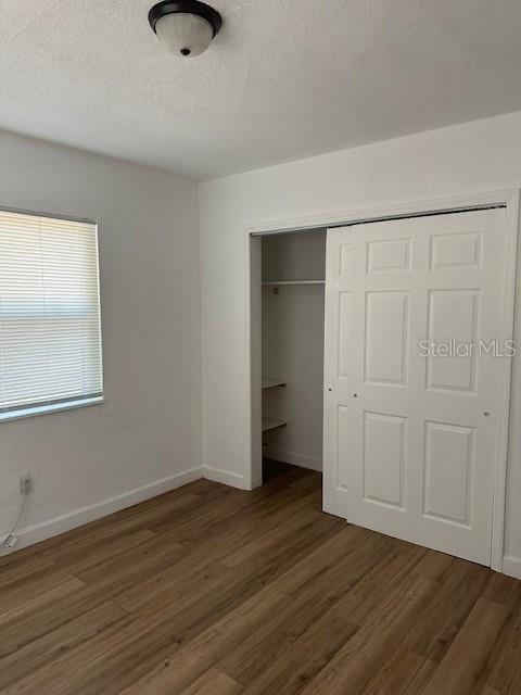 Building Photo - 221 N Saturn Ave