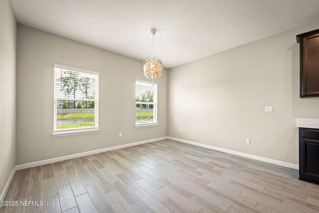 Building Photo - 2134 Major Oak St