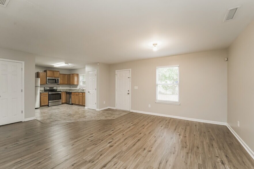 Building Photo - 1722 Ledson Ct