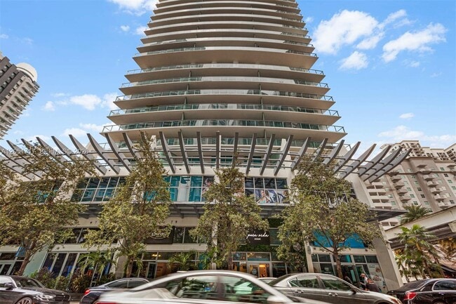 Building Photo - 1100 S Miami Ave