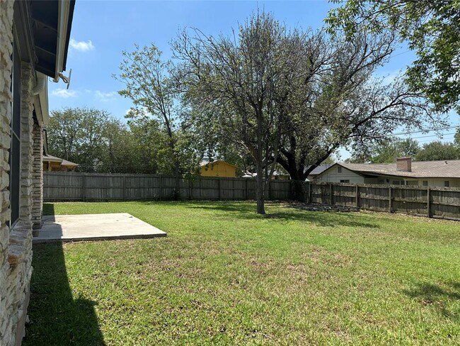 Building Photo - 5504 Chadwyck Dr