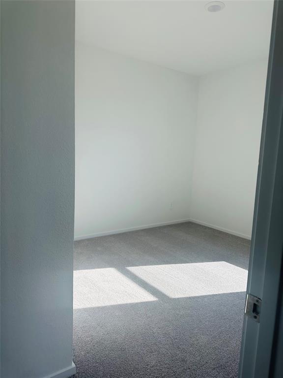 Building Photo - 226 Draper Shadows Dr