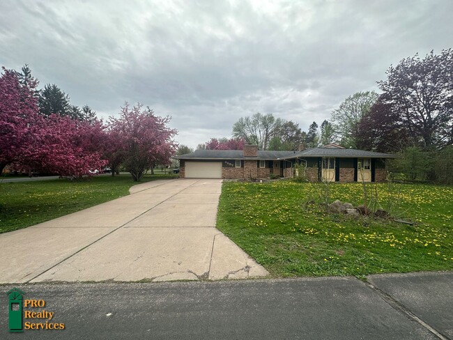 Building Photo - 3 Bedroom Home in Lake Elmo