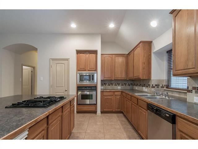 Building Photo - 4813 Newbridge Dr