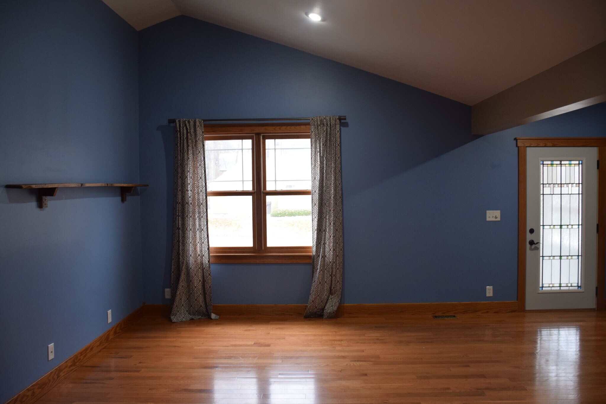 Living Room - 67 Union St