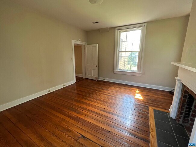 Building Photo - 510 Ridge St