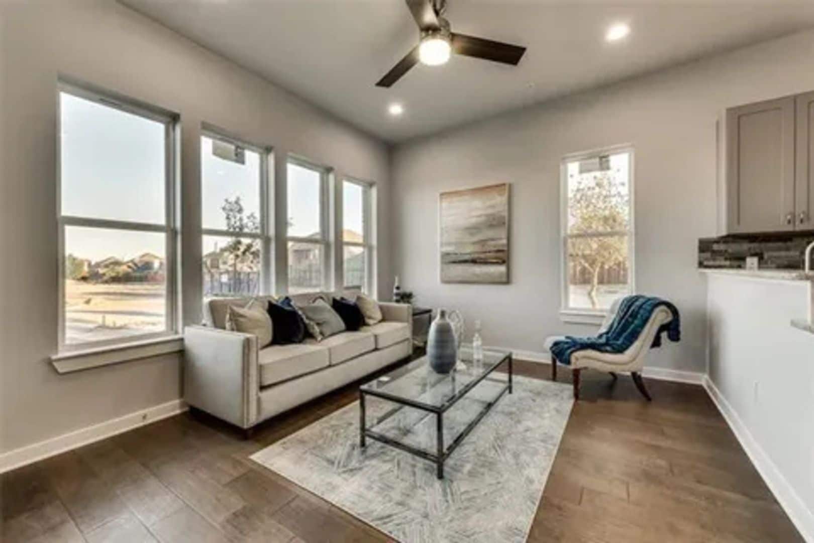 Building Photo - 5805 Rivendell Dr