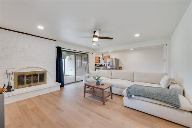 Building Photo - 2410 Cedar Elm Ln
