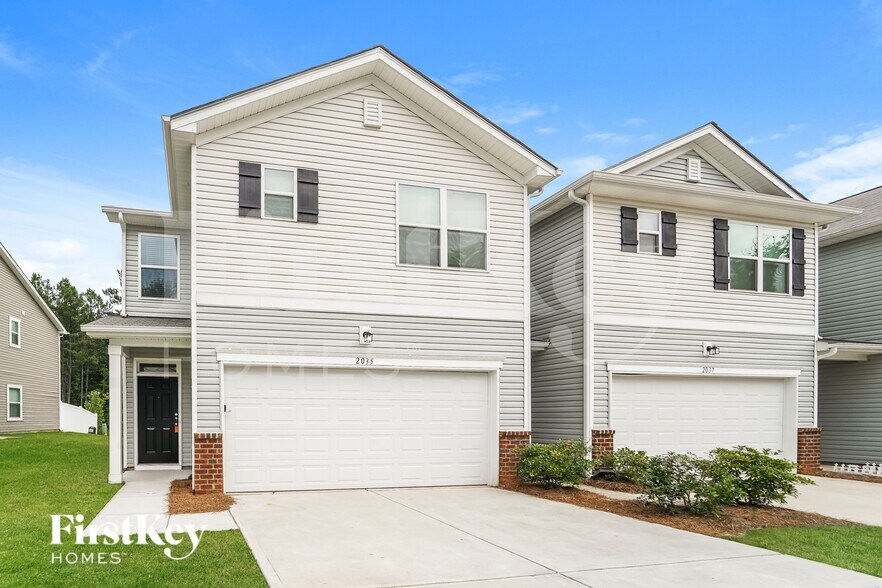 Building Photo - 2035 Cypress Village Dr NW