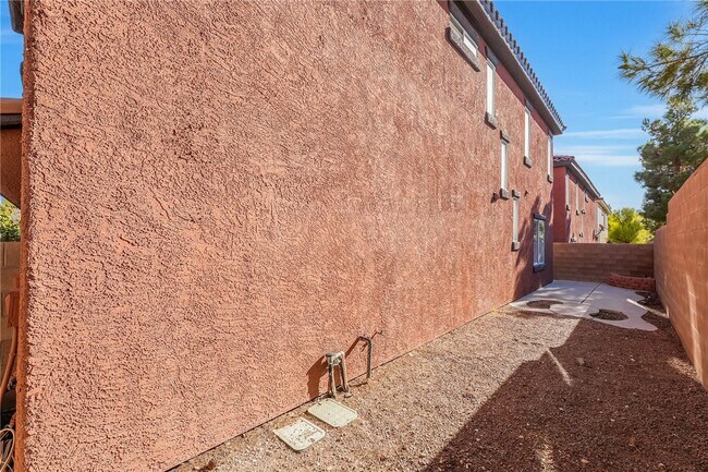 Building Photo - 3761 Corpolo Ave