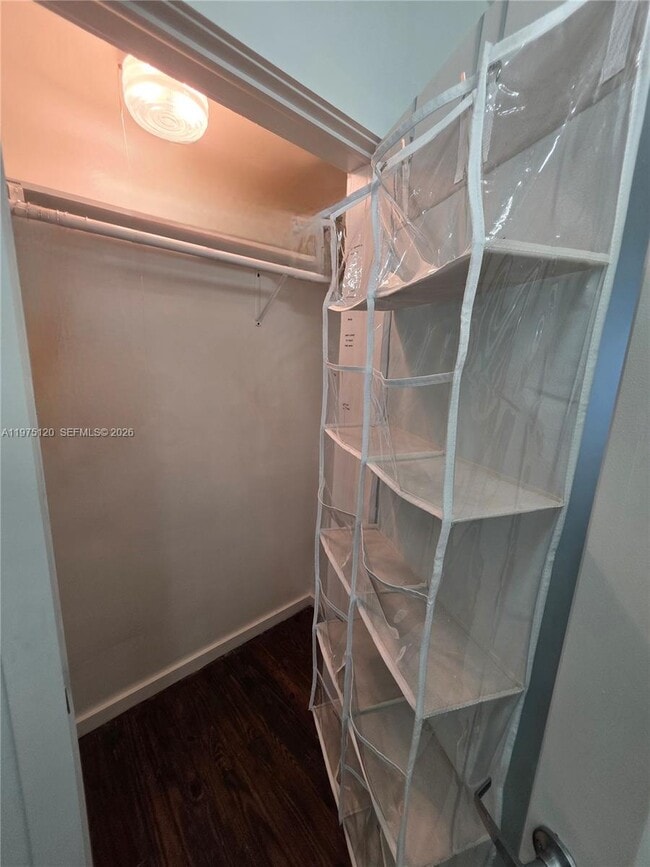 Building Photo - 1616 Euclid Ave