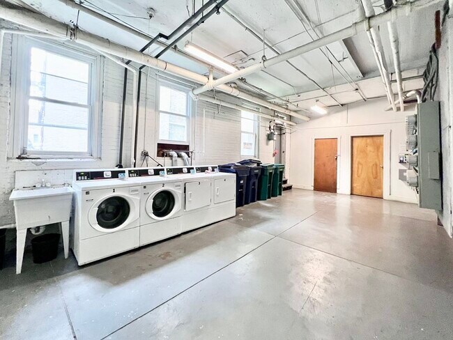 Building Photo - 1330 Commonwealth Ave