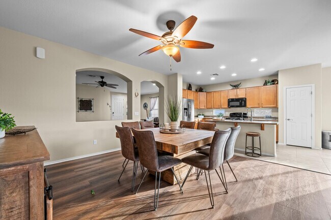 Building Photo - 16048 W Papago St