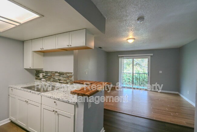 Building Photo - 1810 E 143rd Ave