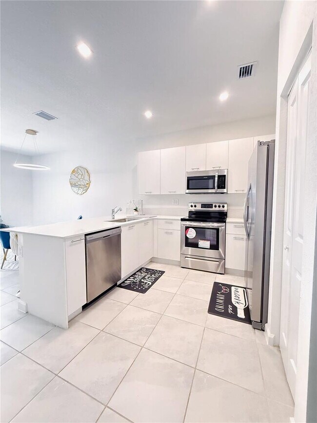 Building Photo - Northwest 24th Avenue, Miami, FL 33147 - 3 BR 2.5 BA townhouse