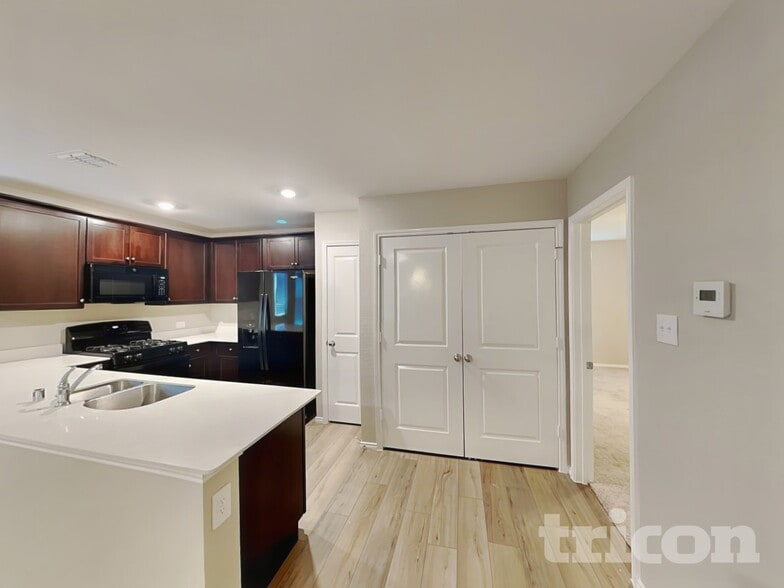 Building Photo - 2603 Khaju Grv