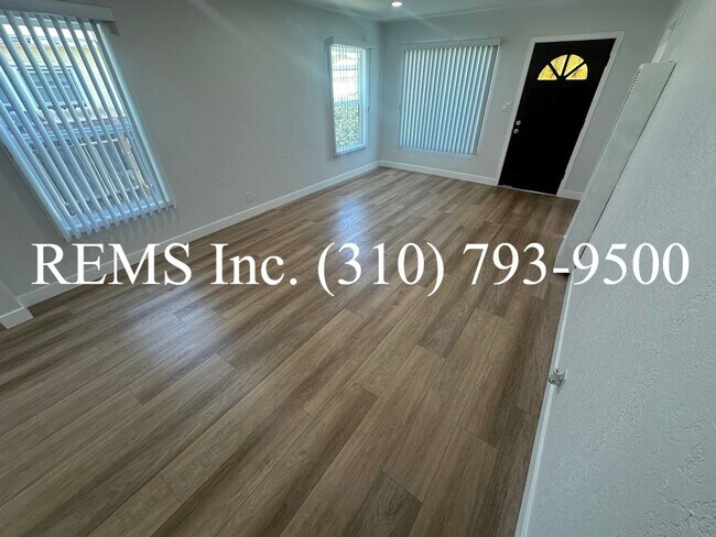 Building Photo - Fully Remodeled 3-Bedroom Home with 2-Car Garage & Private Yard